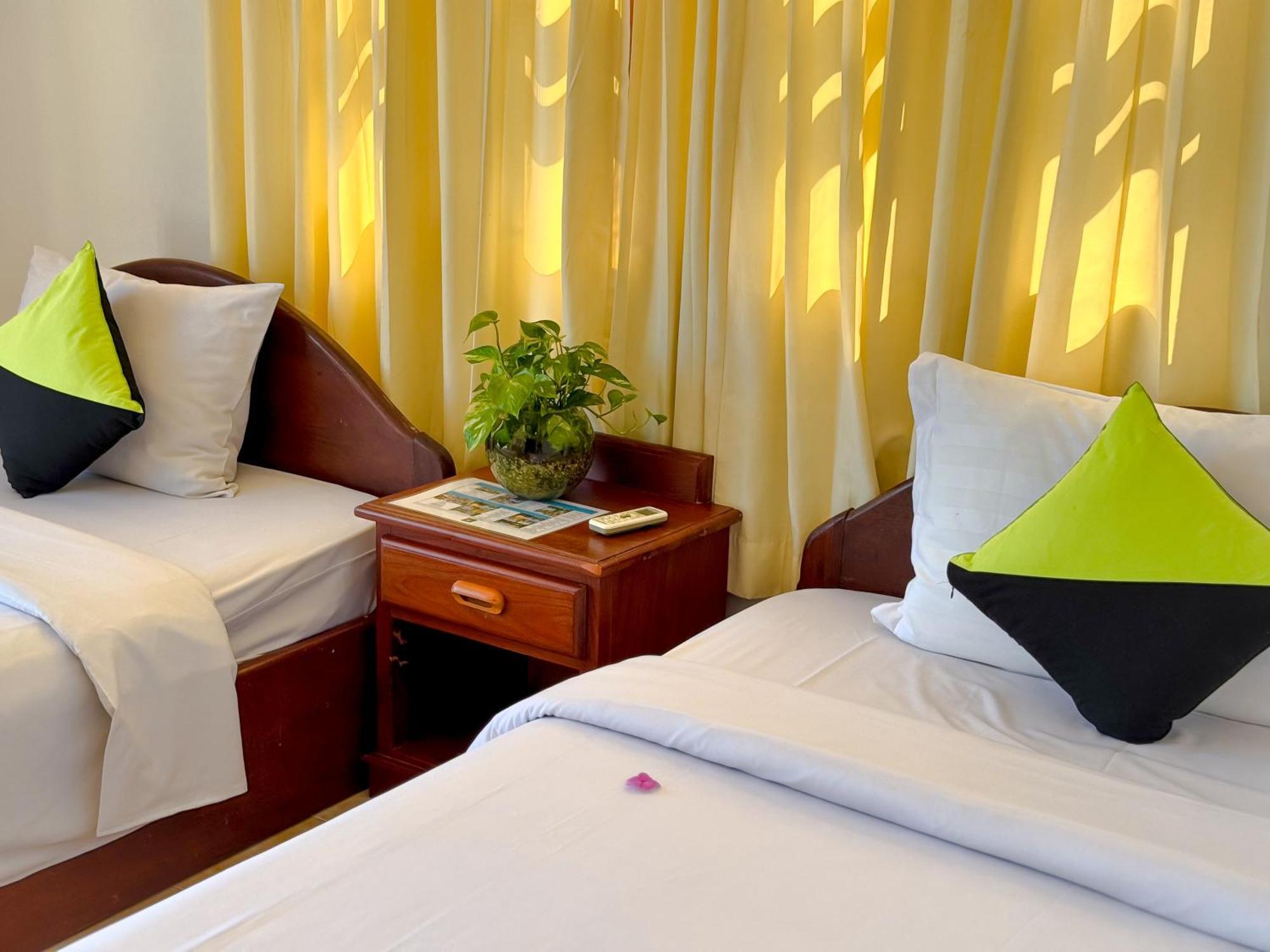 Vplus Hotel Siem Reap Exterior foto
