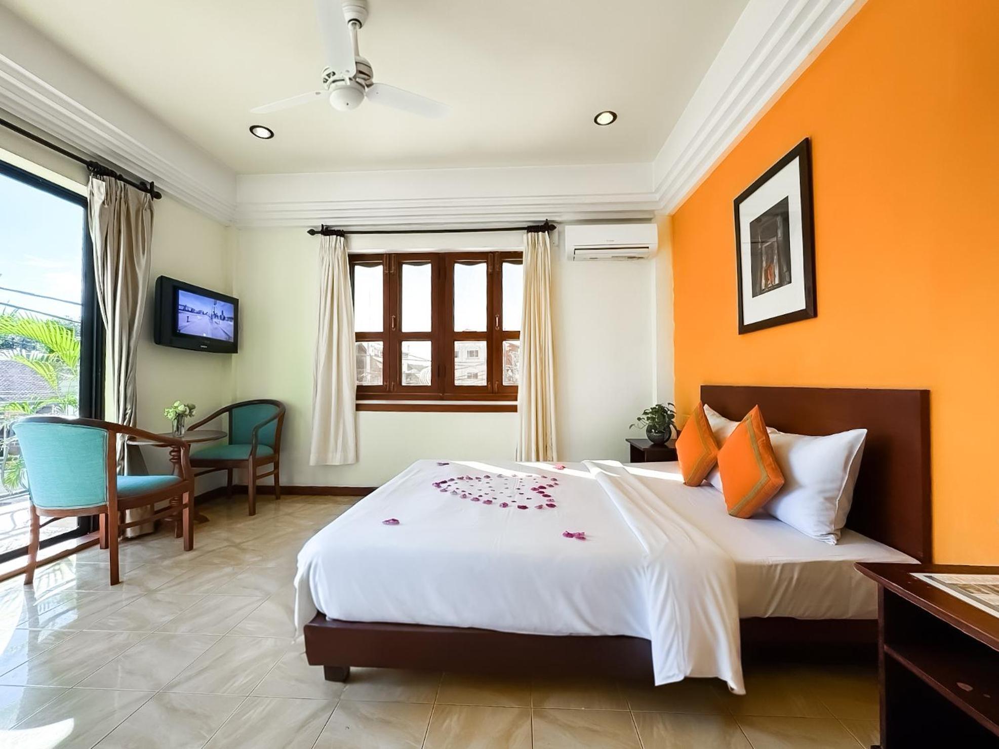 Vplus Hotel Siem Reap Exterior foto
