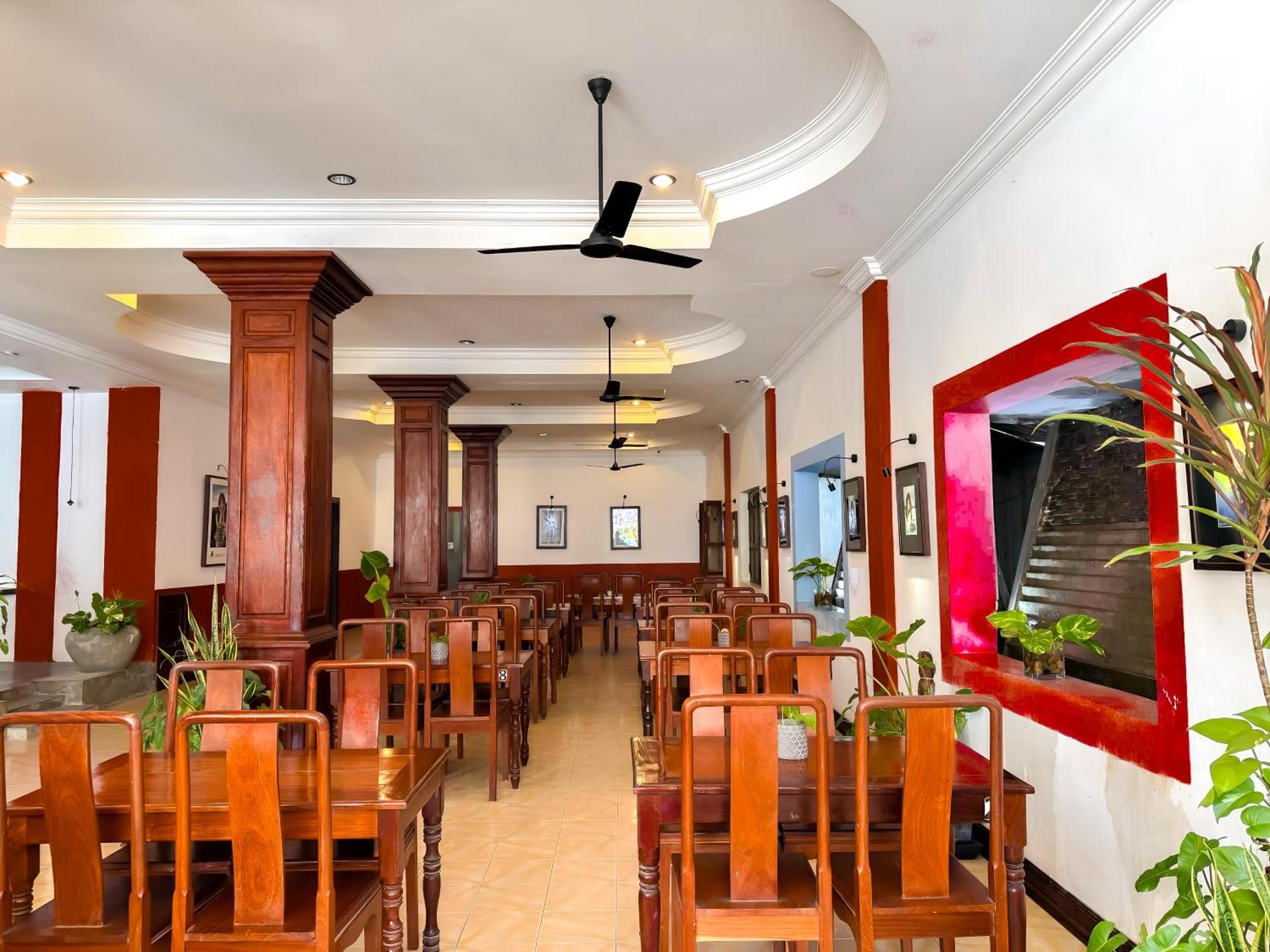 Vplus Hotel Siem Reap Exterior foto