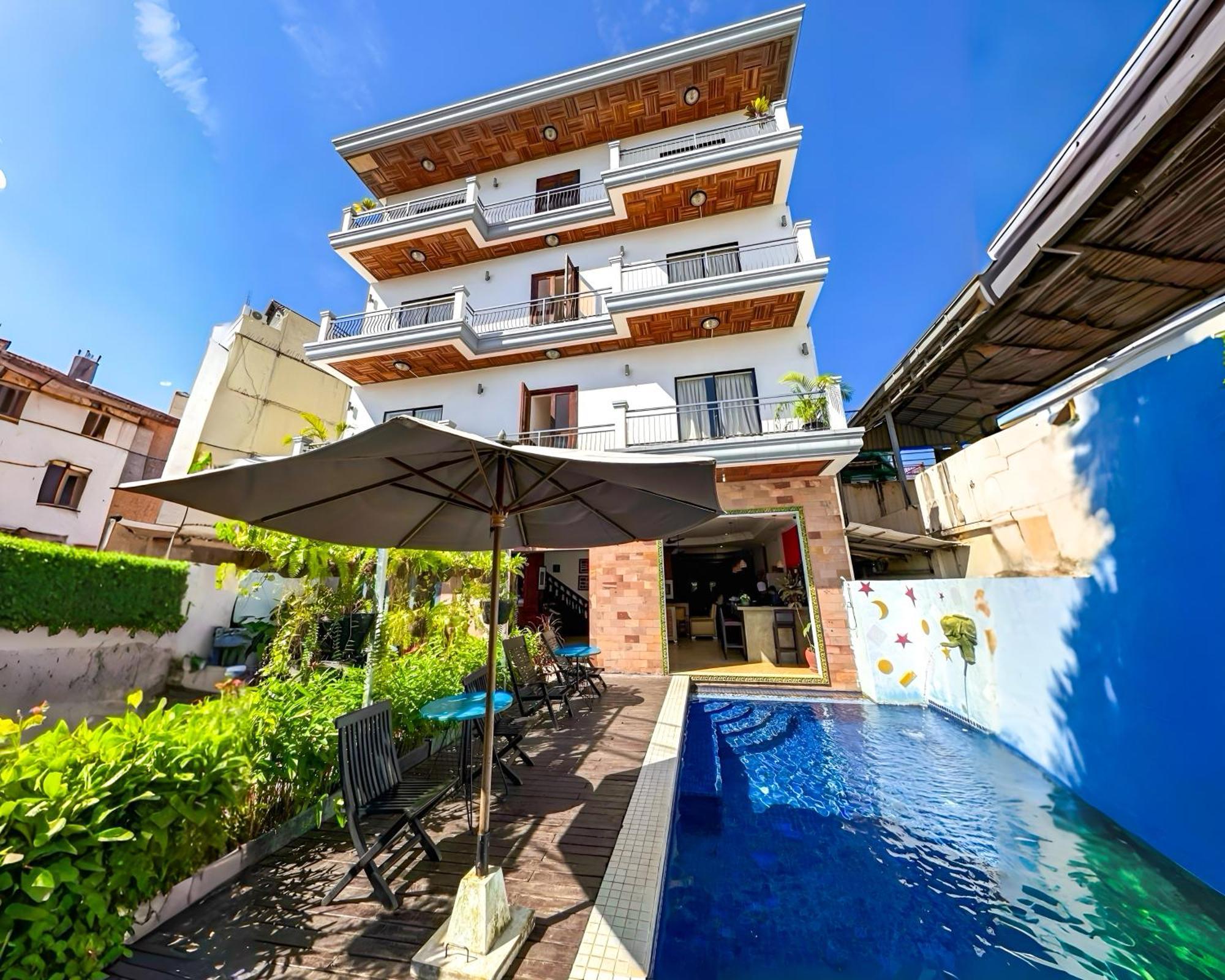 Vplus Hotel Siem Reap Exterior foto