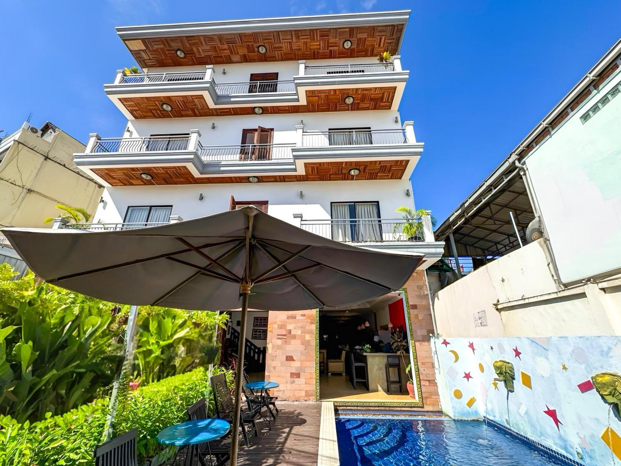Vplus Hotel Siem Reap Exterior foto